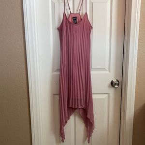 Beautiful ALLOY Apparel Dress 👗